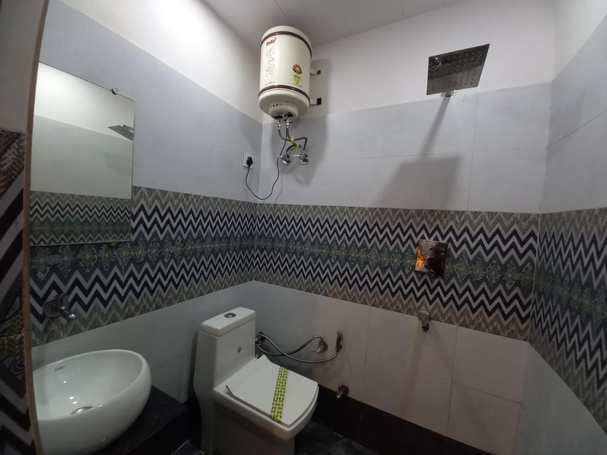 Hotel Banke Bihari หริทวาร ภายนอก รูปภาพ